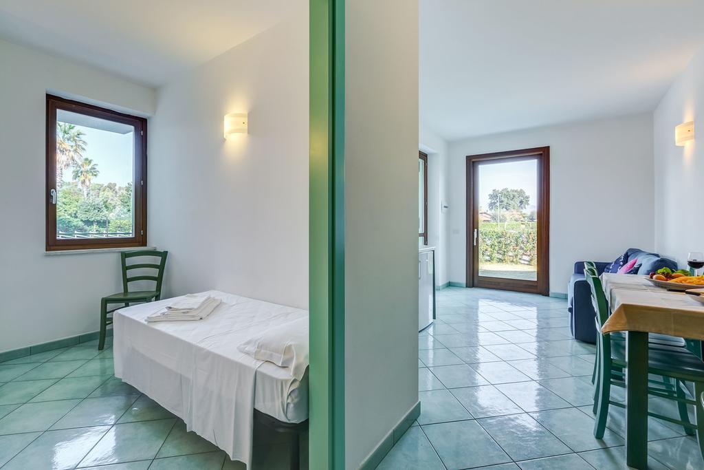 Terra Felice Aparthotel San Felice Circeo Esterno foto