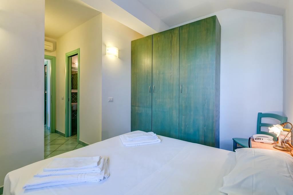 Terra Felice Aparthotel San Felice Circeo Esterno foto