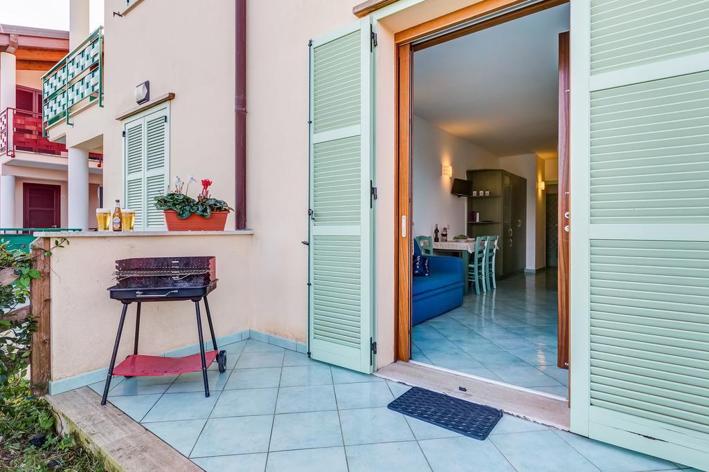 Terra Felice Aparthotel San Felice Circeo Esterno foto
