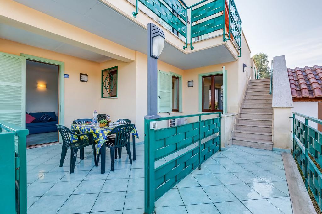 Terra Felice Aparthotel San Felice Circeo Esterno foto