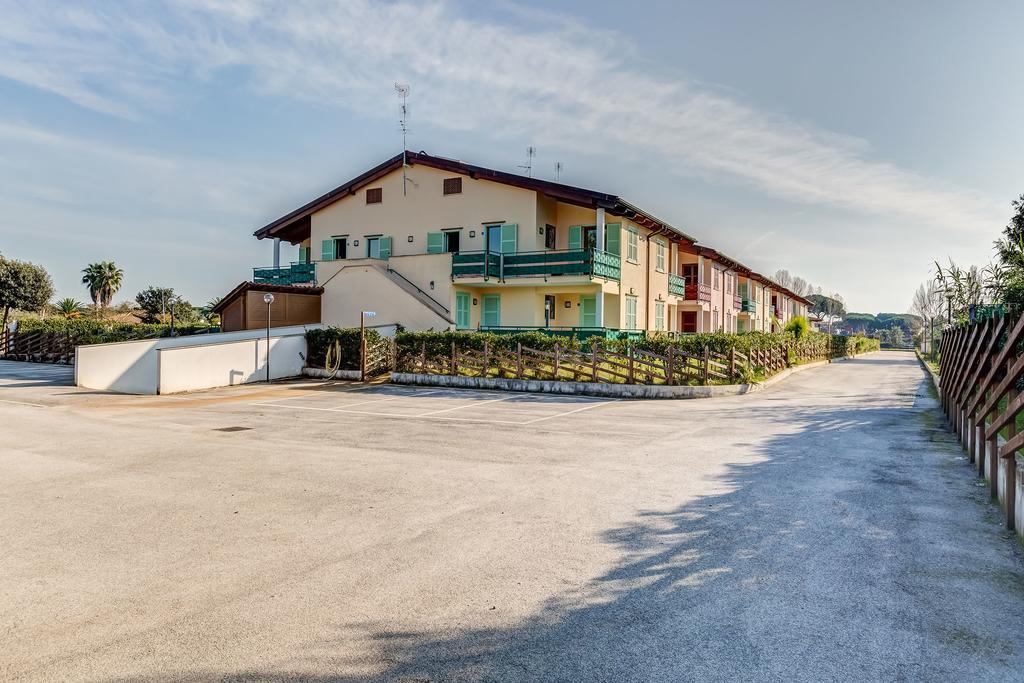 Terra Felice Aparthotel San Felice Circeo Esterno foto