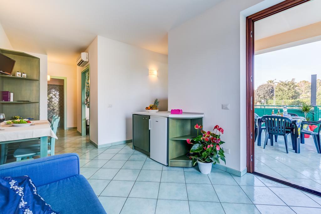 Terra Felice Aparthotel San Felice Circeo Camera foto